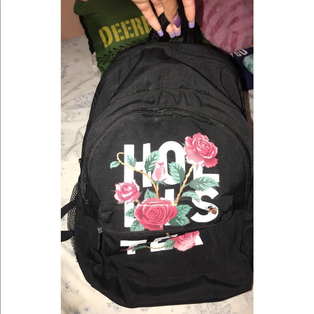 Floral Hollister backpack 🎒
